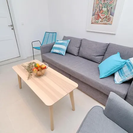 Semesterbostad Rosemary Klek